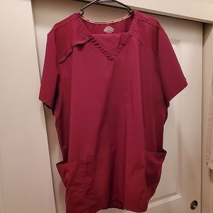 Dickies scrubs set.